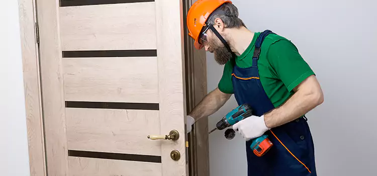 Replace Internal Door Handle with Lock Round Lake Beach